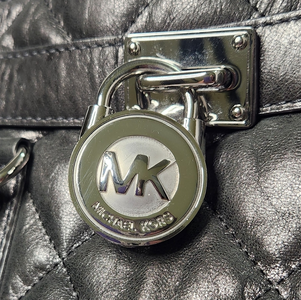 MICHAEL KORS Hamilton Quilted Metallic Gray Tote/Shoulder Bag - Picture 4 of 17